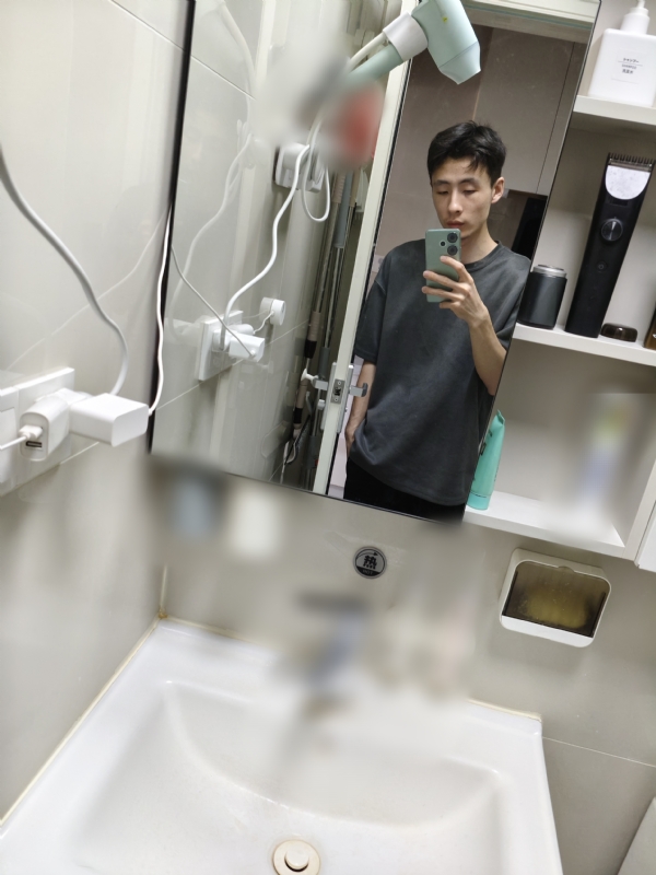 鸡丁的第一张照片--汉川男同性恋服务网